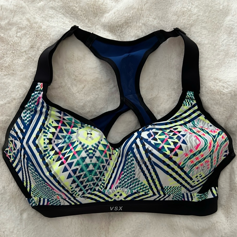 VSX Victoria’s Secret 34C sports bra